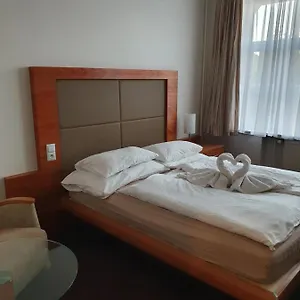 3* Szálloda Jerabek