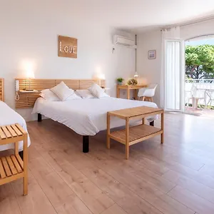 Hôtel&studios Astor Hotel Antibes