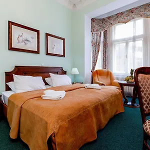 https://ester.karlovyvary-hotels.com
