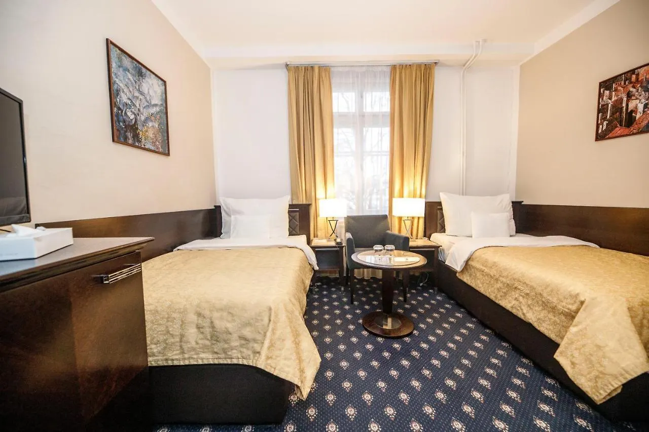 Pytloun Old Armoury Hotel Prague